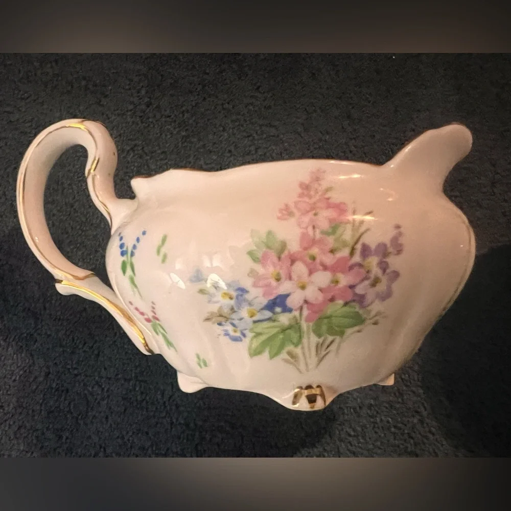 Vintage Royal Stanford Creamer And Sugar Fine Bone‎ China Made In England.